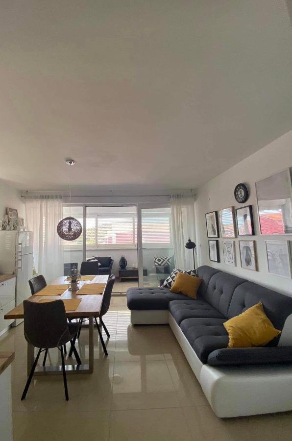 Vila Palit 497 D Apartment E Extérieur photo